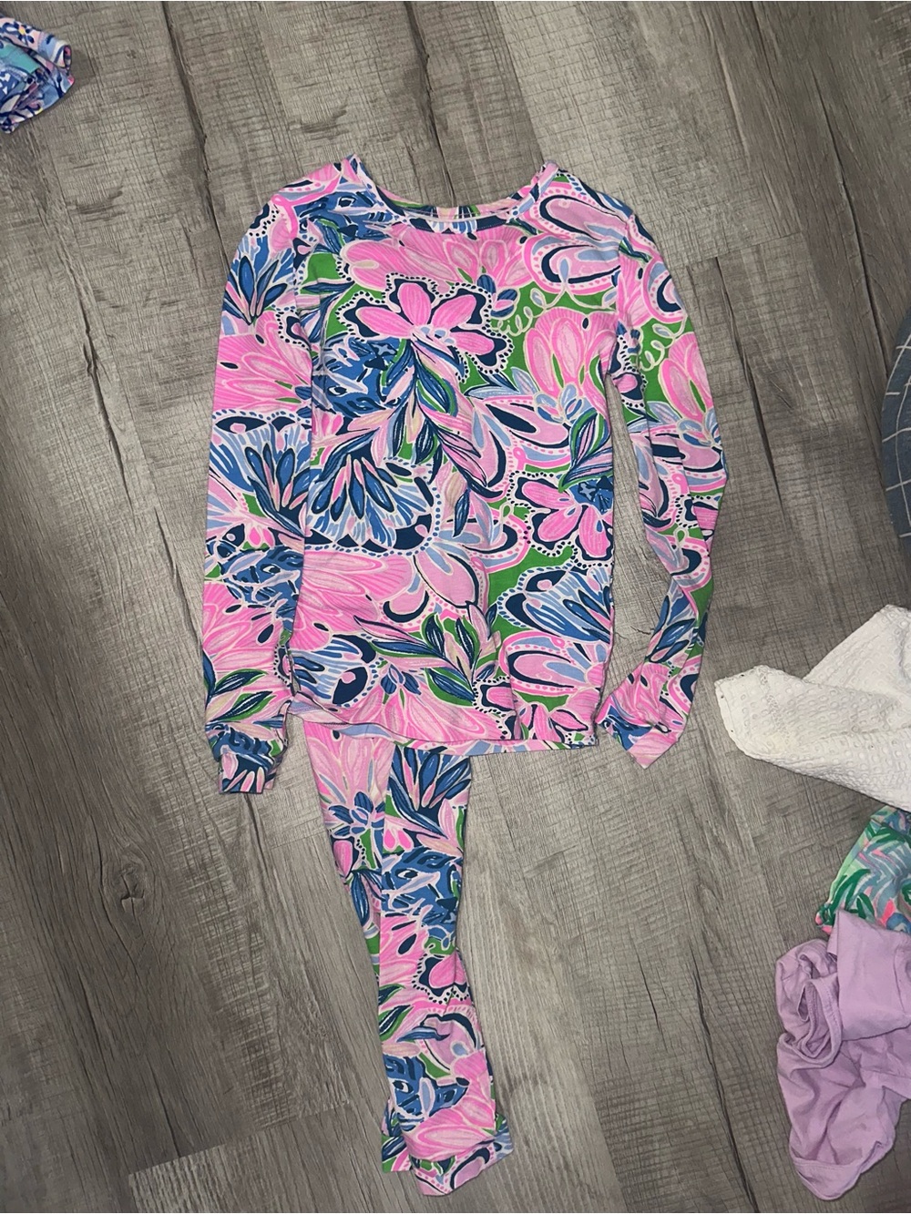 Lilly Pulitzer Pink & Blue Floral Long Sleeve pajama set size 8
